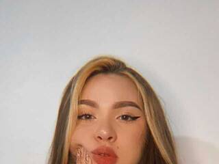 Erotinis vaizdo pokalbis Blondie-Kiutt