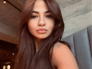 Erotinis vaizdo pokalbis Kirablack