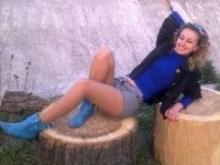 Erotinis vaizdo pokalbis bluecats