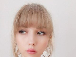 Erotinis vaizdo pokalbis BOGINIY