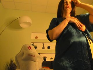 Erotinis vaizdo pokalbis Battymoll