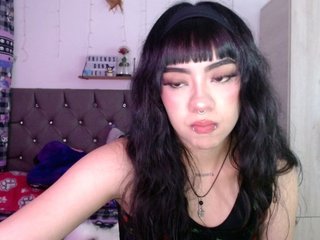 Erotinis vaizdo pokalbis Catmila