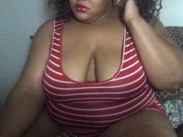 Transliacijos ekrano nuotraukos ChichiTheBBW