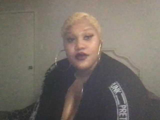 Transliacijos ekrano nuotraukos ChichiTheBBW