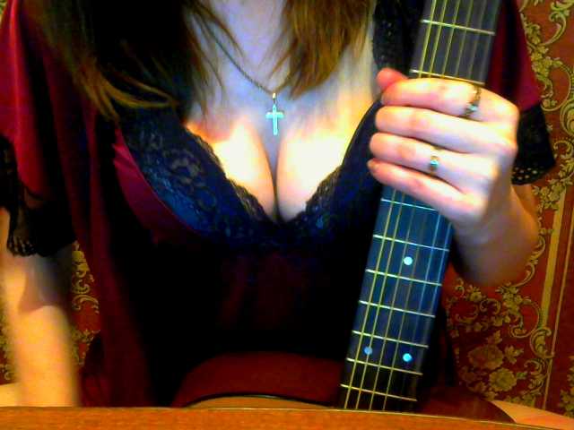 Transliacijos ekrano nuotraukos t_w_i_n_k_l_e