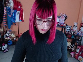 Erotinis vaizdo pokalbis MissMia