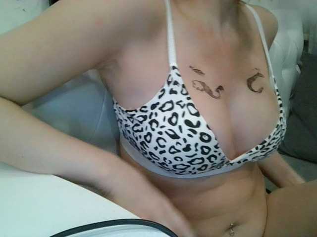 Transliacijos ekrano nuotraukos BonnieExcite