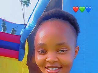 Erotinis vaizdo pokalbis Freakymess