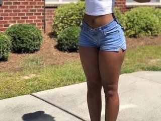 Erotinis vaizdo pokalbis Brendah1