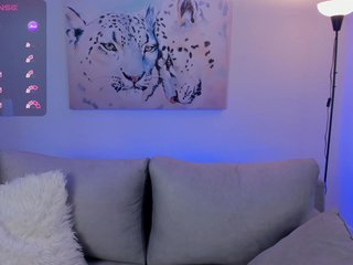 Erotinis vaizdo pokalbis BrennaWalker