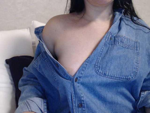 Nuotraukos Bri Lovense-ON See profile for my Lovense Levels|tits-80|pussy-120|pvt/group- on| c2c-in private| pm-75tk
