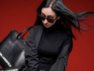 Erotinis vaizdo pokalbis brida_black