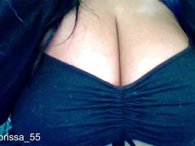 Nuotraukos Brissa-tay hi guys no want my pussy dry .. help me cum .. love me with 5 ..55 ..555.. 5555 #cum #sexy #ebony #bigboobs #bigass