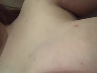 Erotinis vaizdo pokalbis bryzgiduo