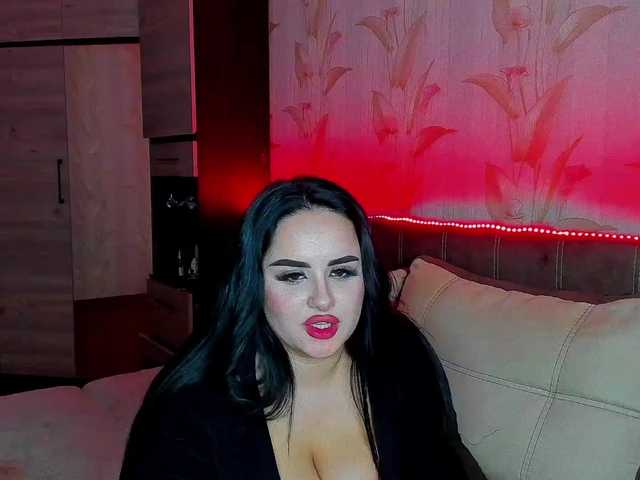 Nuotraukos BustyAngell Hi, I'm Alexandra, glad to see you on my stream! Lowents 1 level from 2 -10 tokens 2nd level from 10-50 tokens 3 level from 50-100 current Level 4 from 100-200 tokens, maximum vibration with a duration per minute