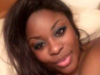 Erotinis vaizdo pokalbis BUSTYBARBBIE