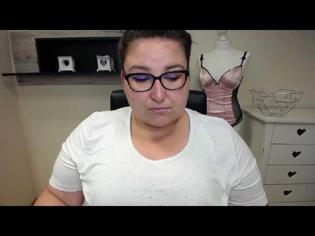 Transliacijos ekrano nuotraukos bustyLEXX