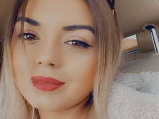 Erotinis vaizdo pokalbis caiseycute