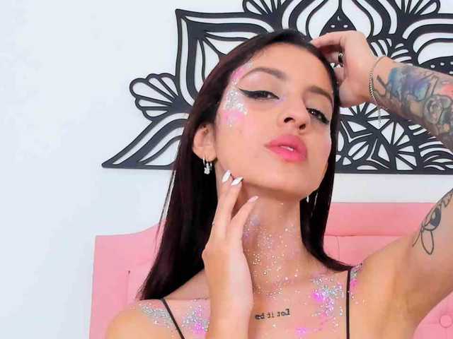 Profilio nuotrauka Caliope-Lee-1