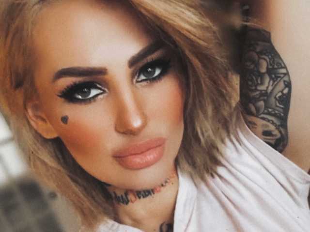 Profilio nuotrauka CallMeBadGirl