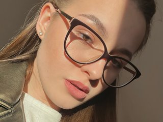 Erotinis vaizdo pokalbis CallmeGinger