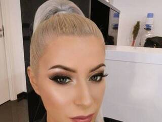 Erotinis vaizdo pokalbis Callya113