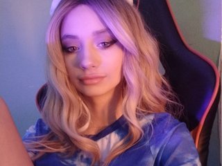 Erotinis vaizdo pokalbis CamDragonic24