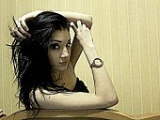 Erotinis vaizdo pokalbis camelia1