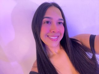 Erotinis vaizdo pokalbis Camila_Fox