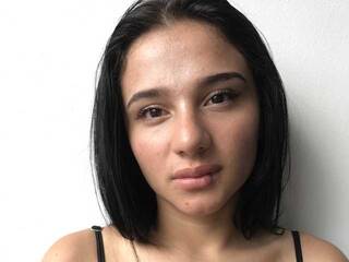 Erotinis vaizdo pokalbis CamilaBelle