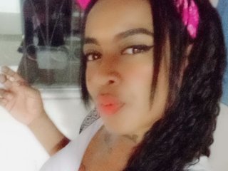 Erotinis vaizdo pokalbis CamilaHurtado