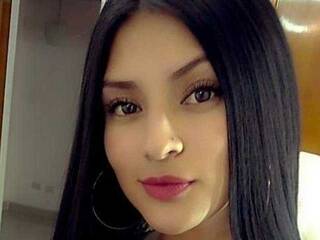 Erotinis vaizdo pokalbis canddace