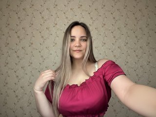 Erotinis vaizdo pokalbis CandiCage