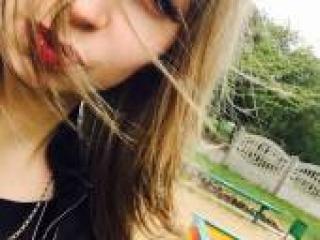 Erotinis vaizdo pokalbis candice1