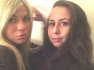 Erotinis vaizdo pokalbis candiess