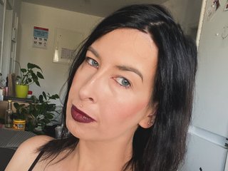 Erotinis vaizdo pokalbis candismimi