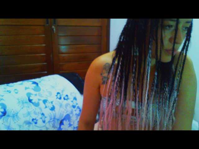 Transliacijos ekrano nuotraukos Candy-hott