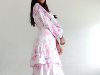 Erotinis vaizdo pokalbis CANDY-MOONN