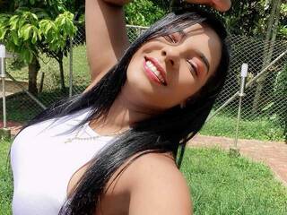 Erotinis vaizdo pokalbis candyburning2