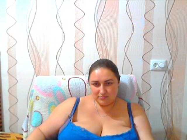 Nuotraukos CandyHoney if you like me I show you my breasts in a bra !!!!!