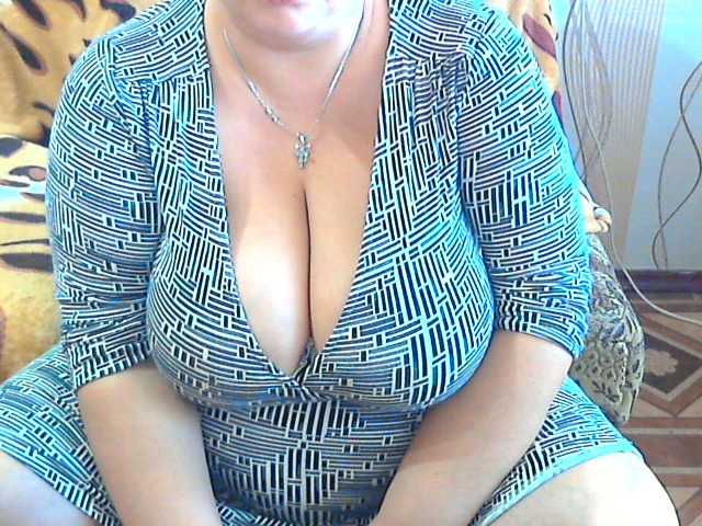 Nuotraukos CandyHoney if you like me I show you my breasts in a bra !!!!!
