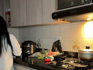 Erotinis vaizdo pokalbis candyroose