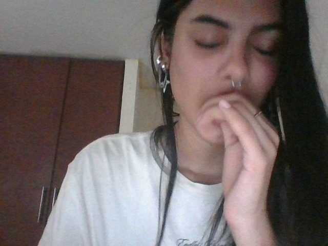 Transliacijos ekrano nuotraukos CandySharon