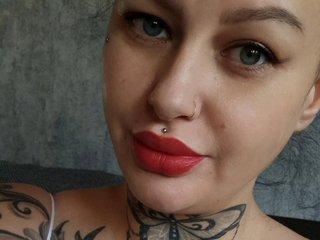 Erotinis vaizdo pokalbis CannabisQueen