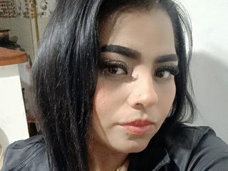 Erotinis vaizdo pokalbis carlabrunet