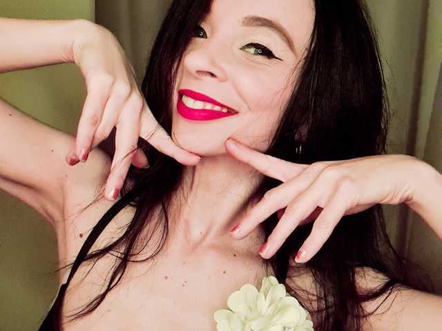 Profilio nuotrauka CarlyHills