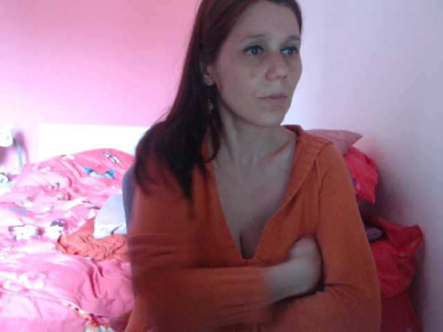 Nuotraukos Casiana you are in the right place if you are into soft, sensual time. i show myself in pv, no nudity in public. Pm is 30 tk #ohmibod #cutie #smile #bigboobs #naturalgirl.. je parle ausis francais