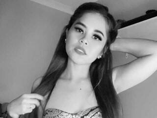 Erotinis vaizdo pokalbis CassidyLulu1