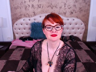 Nuotraukos CassieClio CumShow @ 4367 ! #dirtytalk #new #teasing #striptease #mature #redhead #curvy #bigass #bigboobs #glasses