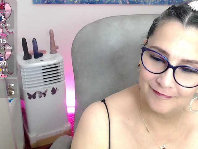 Nuotraukos cataleya-mom mom horny play bogboobs and squirt for you